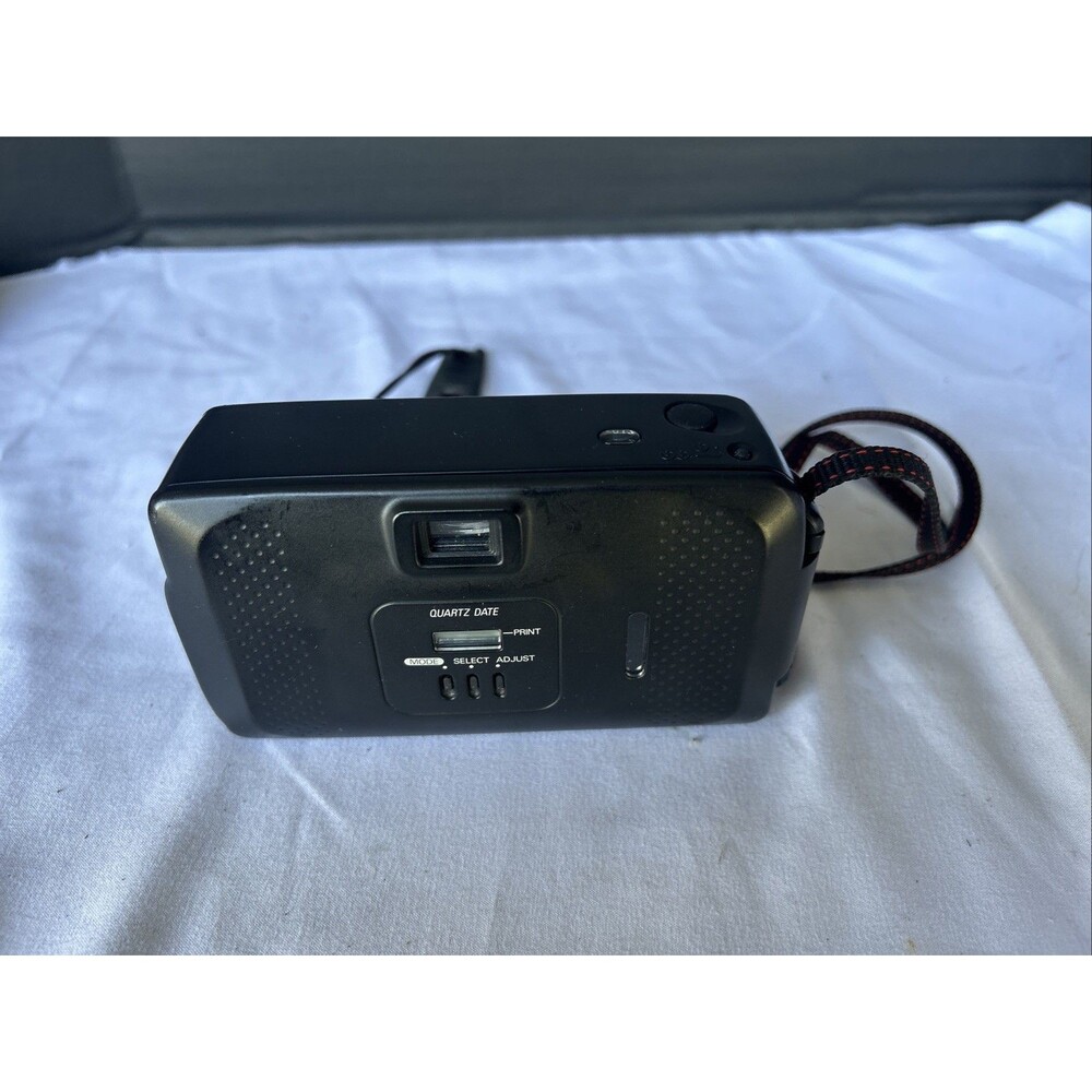 Nikon AW35 Point And Shoot Waterproof Camera 35mm Film Camera With Soft Case - Picture 4 of 6